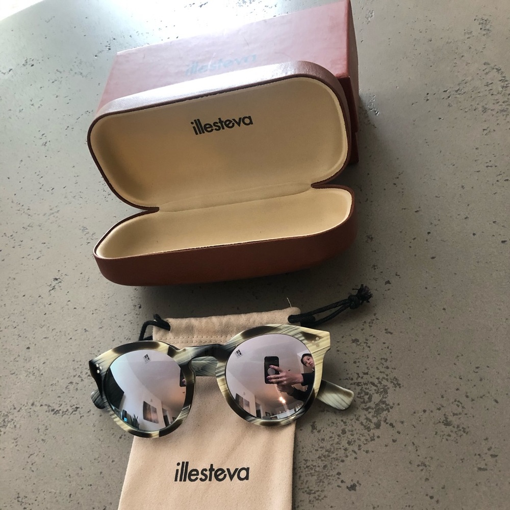 Illesteva Leonard 2 Horn Sunglasses - Authentic